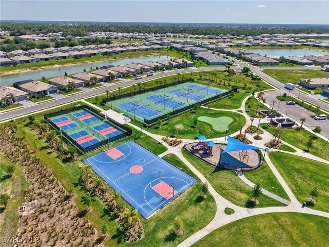 Building Photo - 10907 Timber Creek Dr