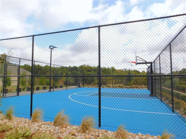 Building Photo - 11333 Rodeo Dr