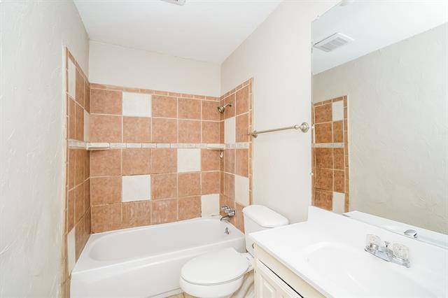 Building Photo - 7516 Four Winds Dr