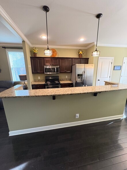 Building Photo - 361 9th Ave N