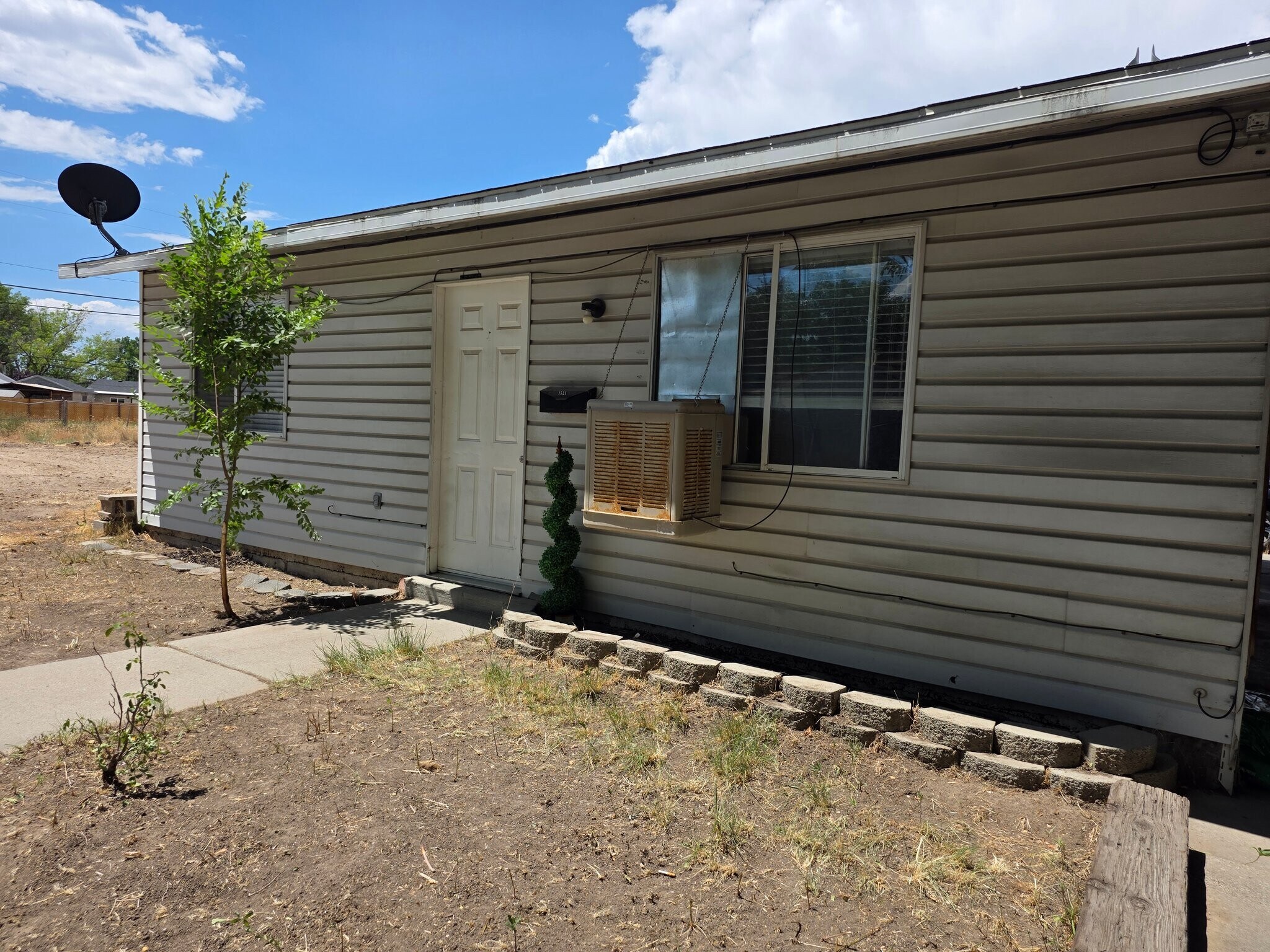 Building Photo - 1521 W 900 S