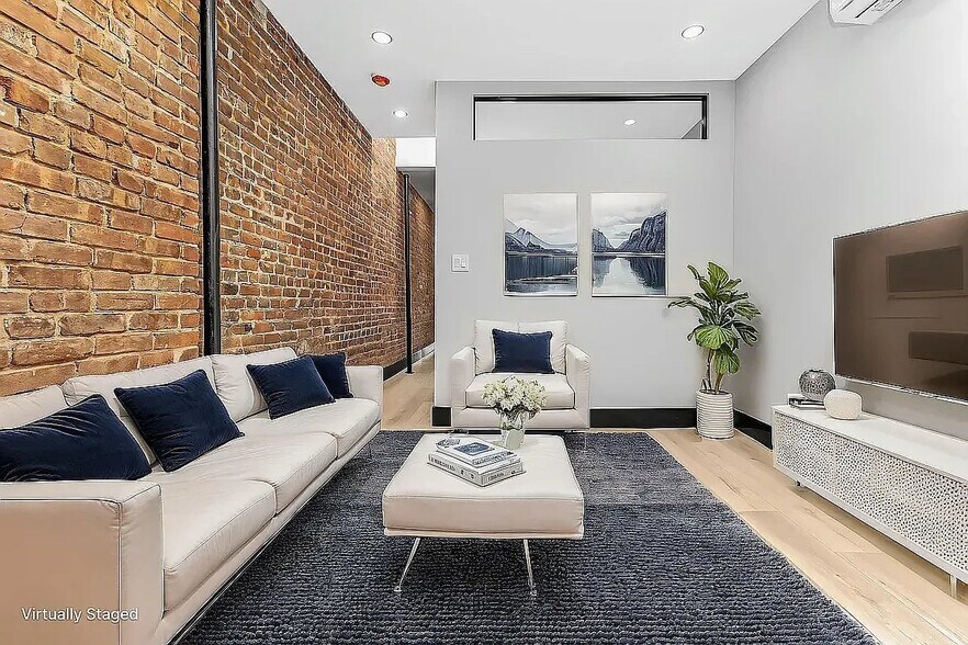 Building Photo - 438 W 52nd St