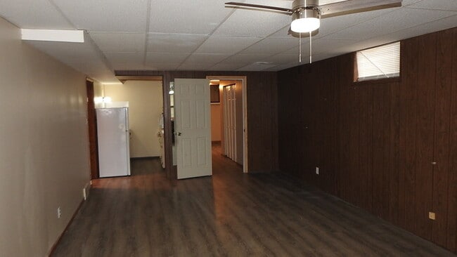 Building Photo - 1224 N Cottage Ave