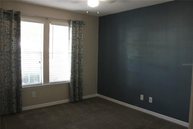 Building Photo - 3300 Haviland Ct