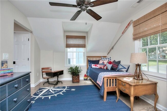 Building Photo - 1 Otter Trail