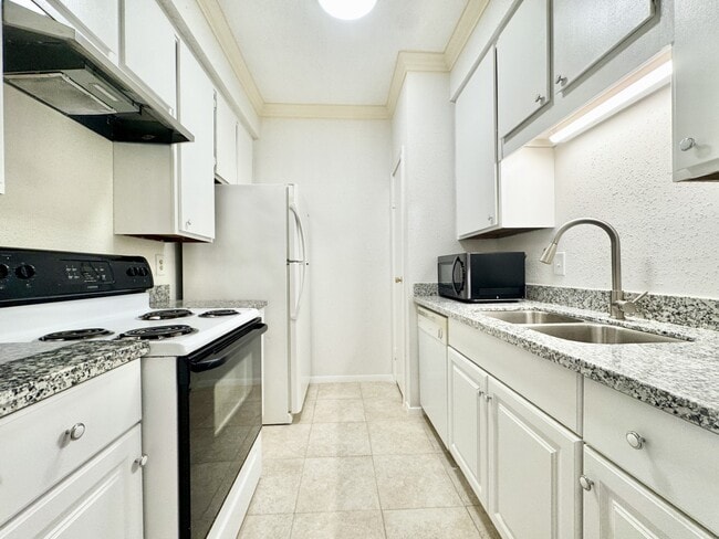 Building Photo - 7900 N Stadium Dr