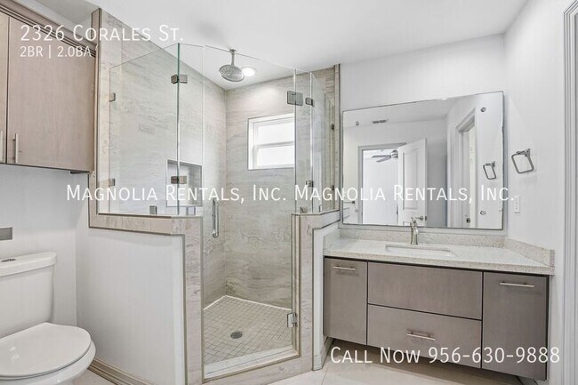 Building Photo - 2326 Corales St