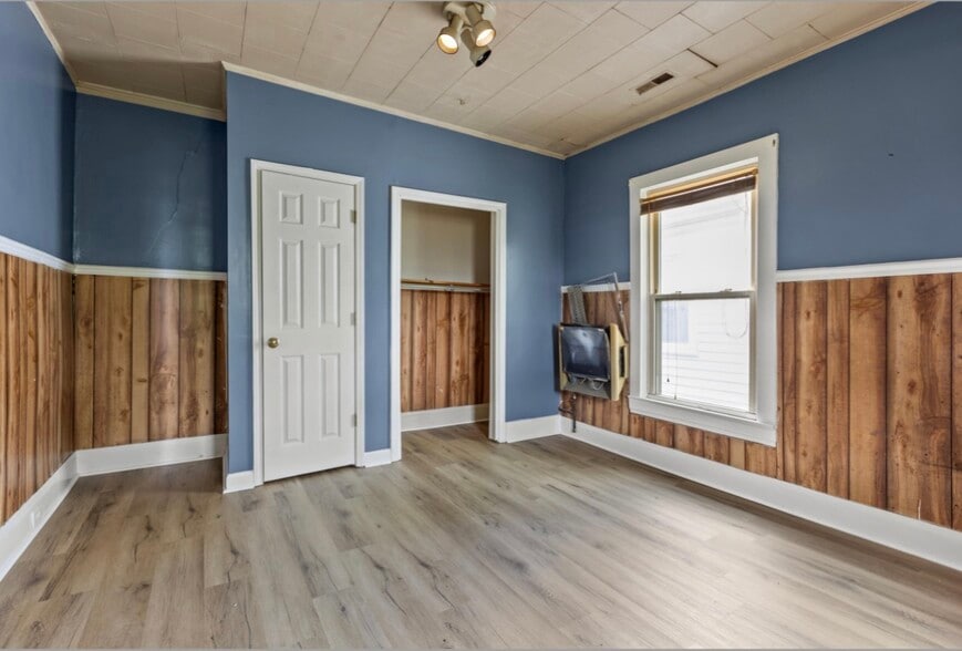 Building Photo - 127 S Highland St