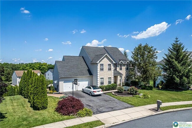 Building Photo - 202 McNair Cir