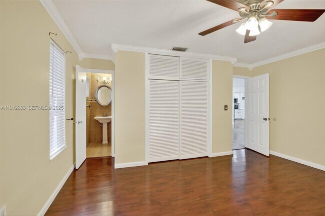 Building Photo - 7920 Alhambra Blvd