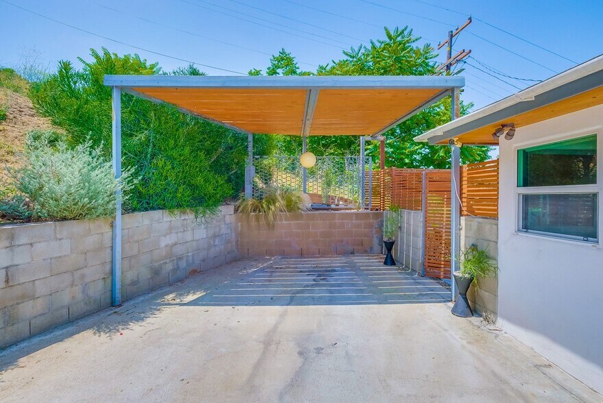 Building Photo - 4523 Tourmaline St
