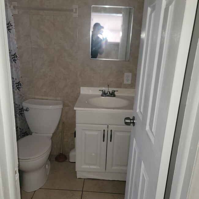 Building Photo - 7311 NW 37th St