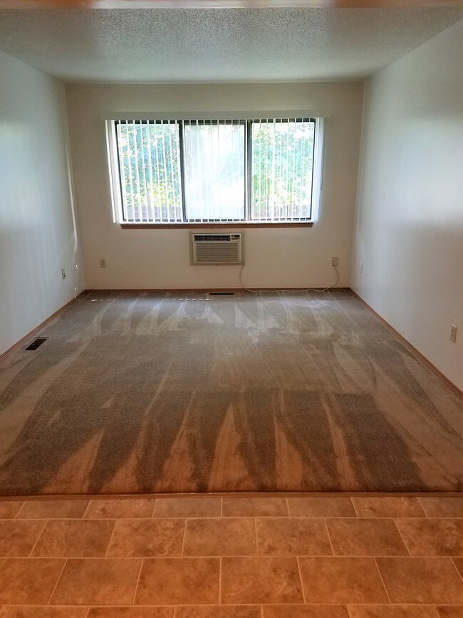 Building Photo - Ogemaw Hills Apartments