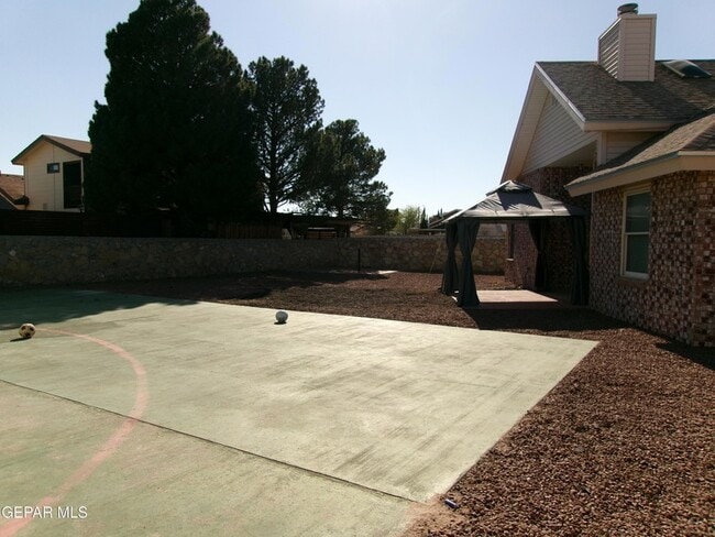 Building Photo - 3454 Broken Arrow Dr