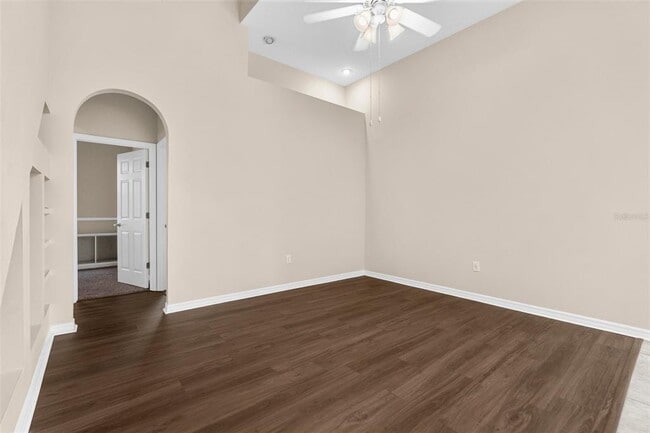Building Photo - 10723 Eveningwood Ct