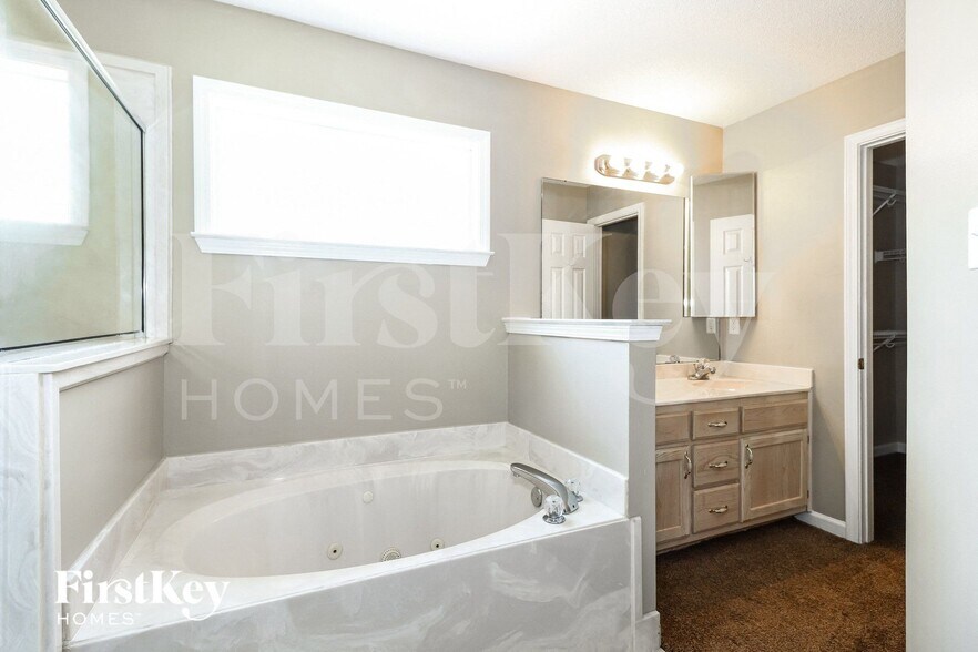 Building Photo - 1390 Beaver Trail Dr