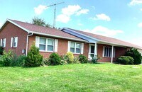 Building Photo - Spacious 3-Bed, 2.5-Bath Ranch-Style Home with Garage & Patio