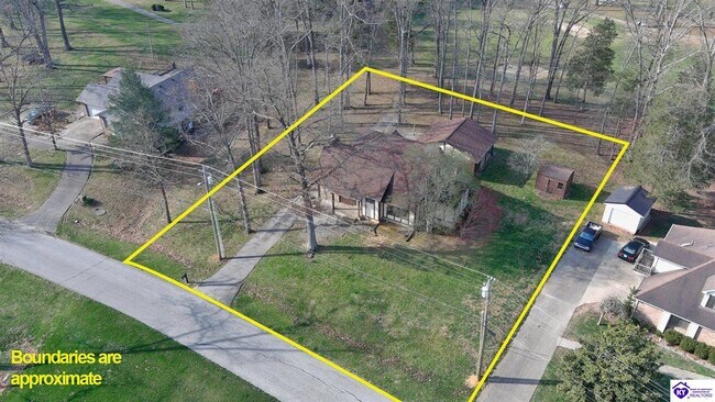 Building Photo - 697 St Andrews Rd
