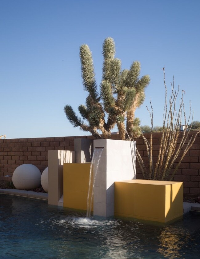 Building Photo - Exceptional 3-Bedroom Home in the Ridges