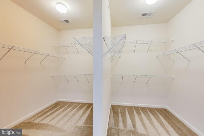 Building Photo - 23516 Hopewell Manor Terrace