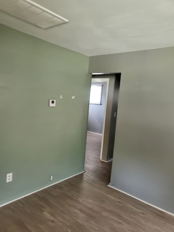 Building Photo - 3820 Kenard Ct
