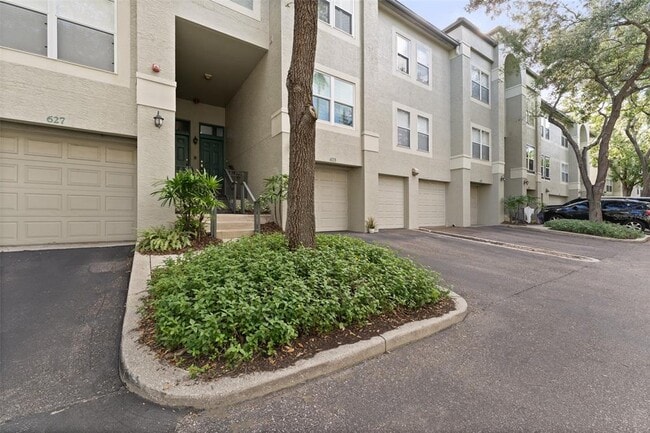 Building Photo - 625 Tropical Breeze Wy