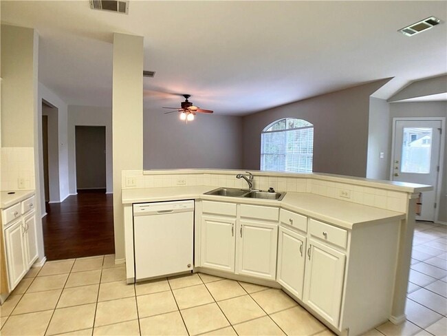 Building Photo - 5801 Fitchwood Ln