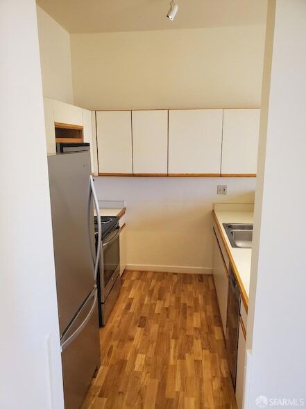 Building Photo - 355 Buena Vista Ave E