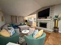 Building Photo - 1709 S Perry Ct