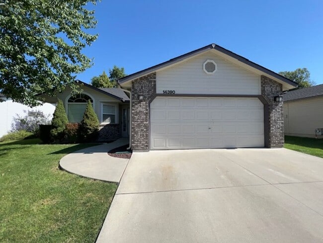 Primary Photo - 14390 W Kettle Creek Dr