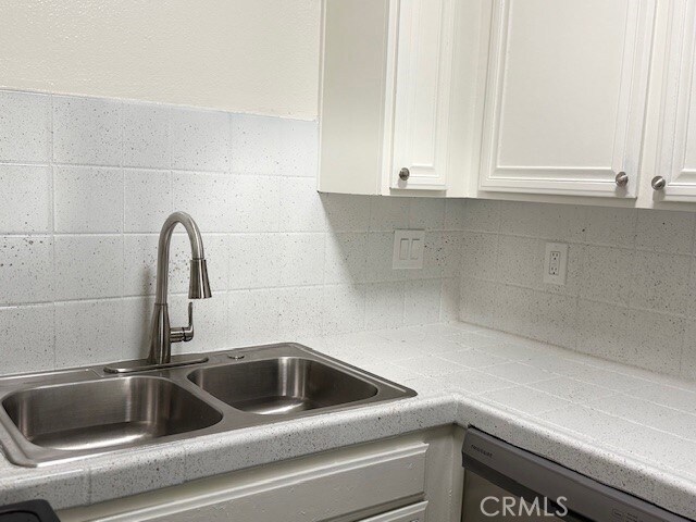 Building Photo - 45270 Panorama Dr