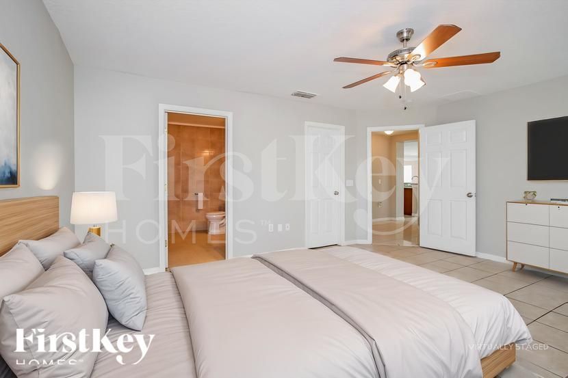 Building Photo - 1932 Michigan Ct