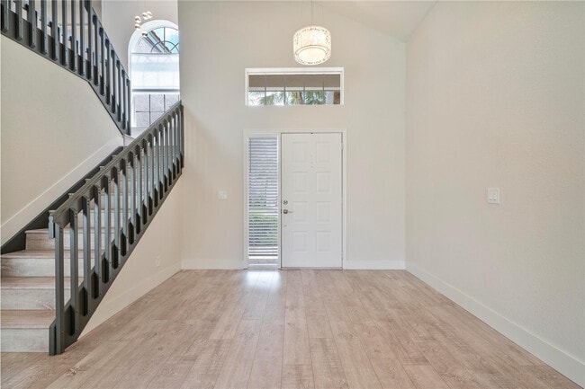 Building Photo - 7701 NW 61st Terrace