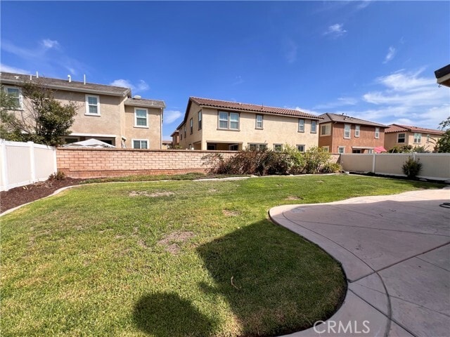 Building Photo - 5906 Meeker Dr