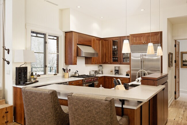 Building Photo - 501 Rio Grande Pl