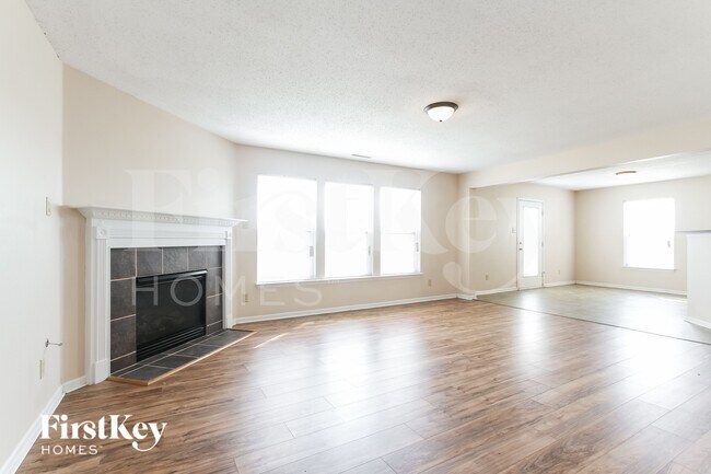 Building Photo - 11511 Presidio Dr