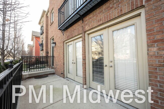 Building Photo - 515 E New York St