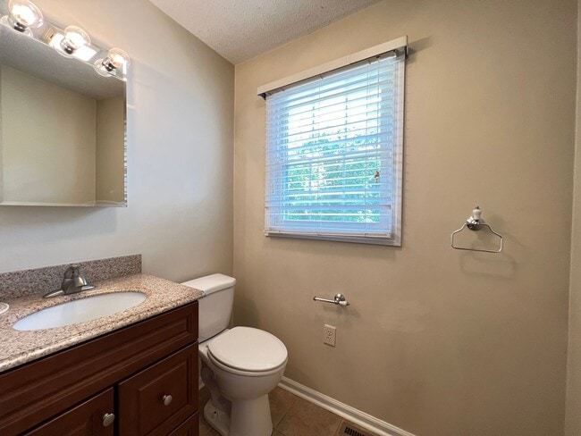 Building Photo - The Lifestyle You Deserve.