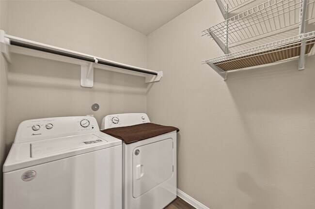 Building Photo - 3302 Alberelli Dr