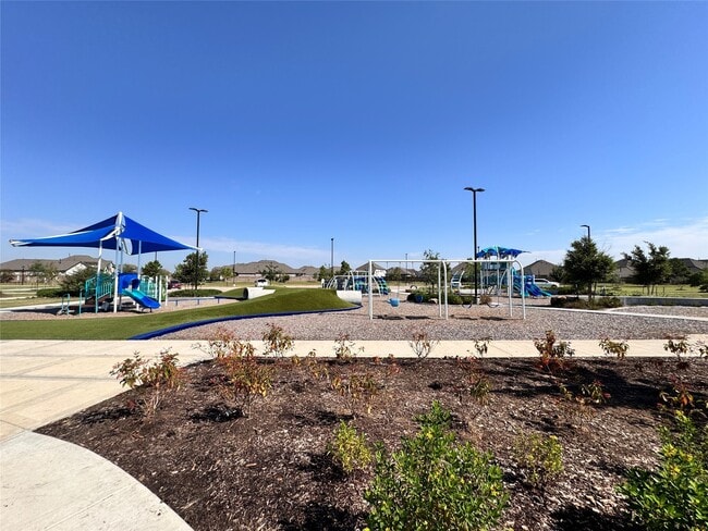 Building Photo - 8203 Leisure Pt Dr