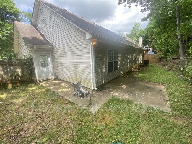 Building Photo - 5210 Gable Ridge Way