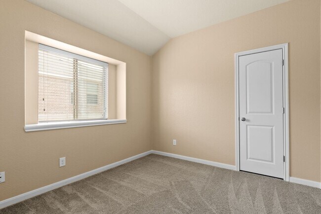Building Photo - 2707 Camp Cooper Dr