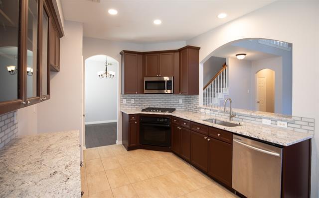 Building Photo - 2908 Pioneer Park Dr