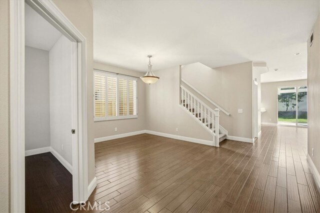 Building Photo - 86 Quail