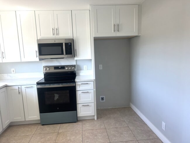 Building Photo - 23322 Caminito Andreta