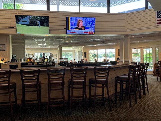 Building Photo - 147 Deer Creek Blvd