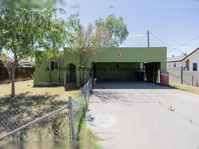 Building Photo - 1423 E Virginia Ave