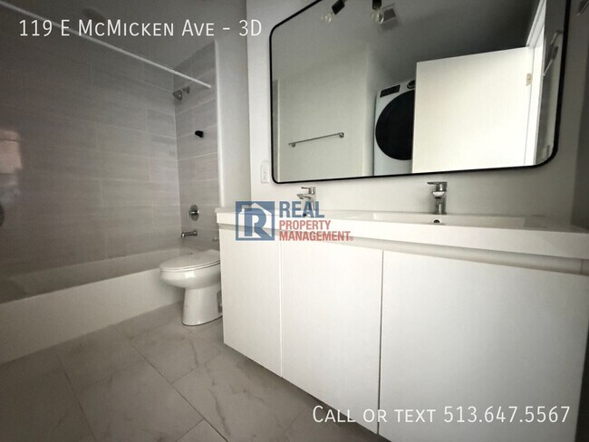 Building Photo - 119 E McMicken Ave
