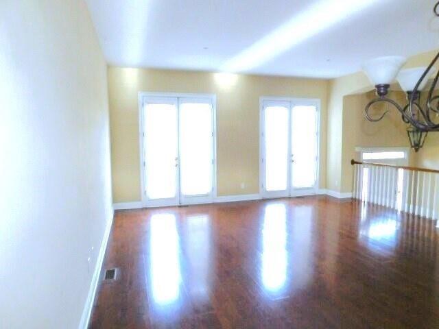 Building Photo - 3002 Montclair Cir SE