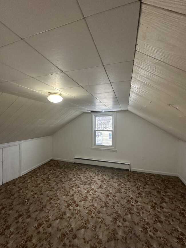 Attic or Second Room - 15 N Gilbert St